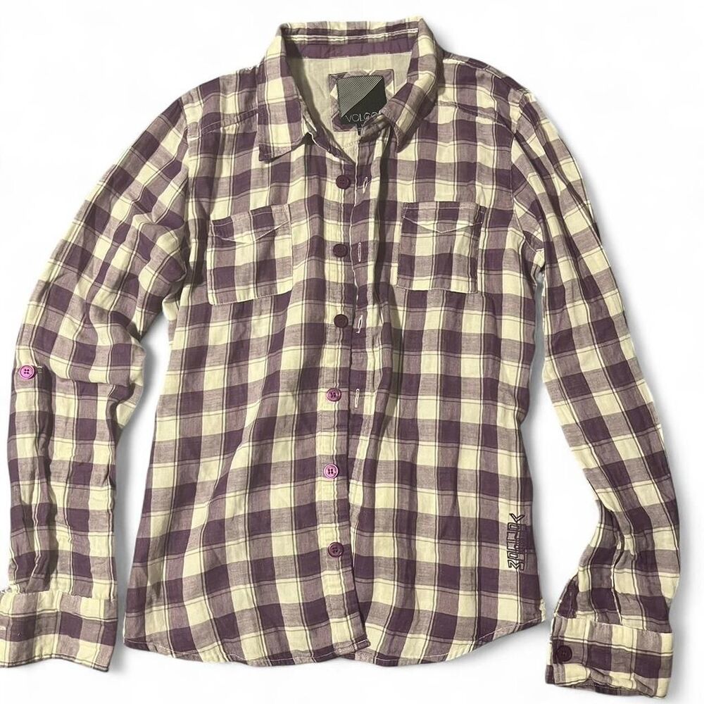 Volcom purple & white plaid long sleeve shirt with button up